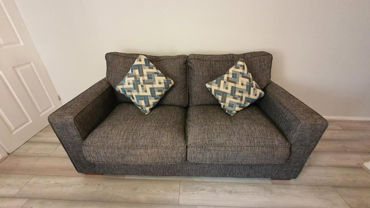 Contractors, City Centre, Parking, 3 Double Rooms, Netflix, Cosy! 코번트리 외부 사진